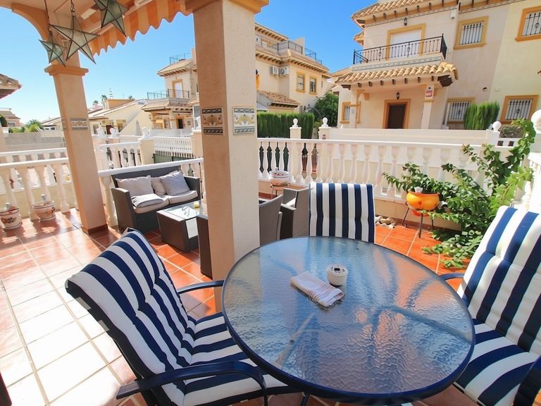 Property thumbnail 1