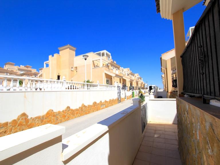 Property thumbnail 8