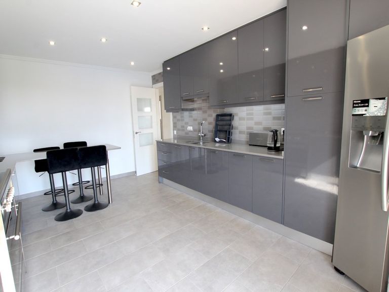 Property thumbnail 43