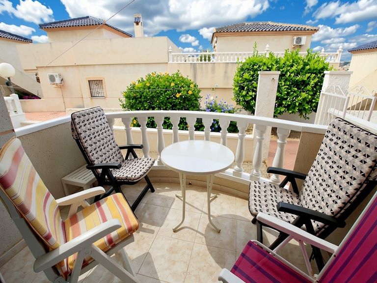 Property thumbnail 1
