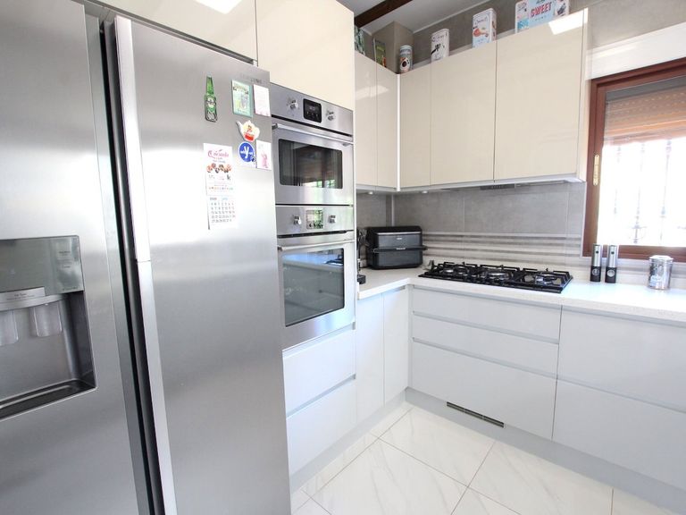 Property thumbnail 43