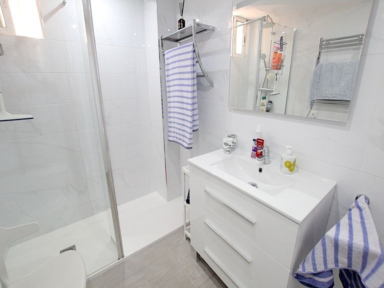 Property thumbnail 24