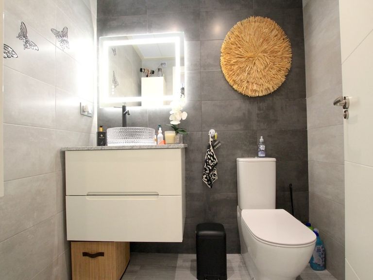 Property thumbnail 34