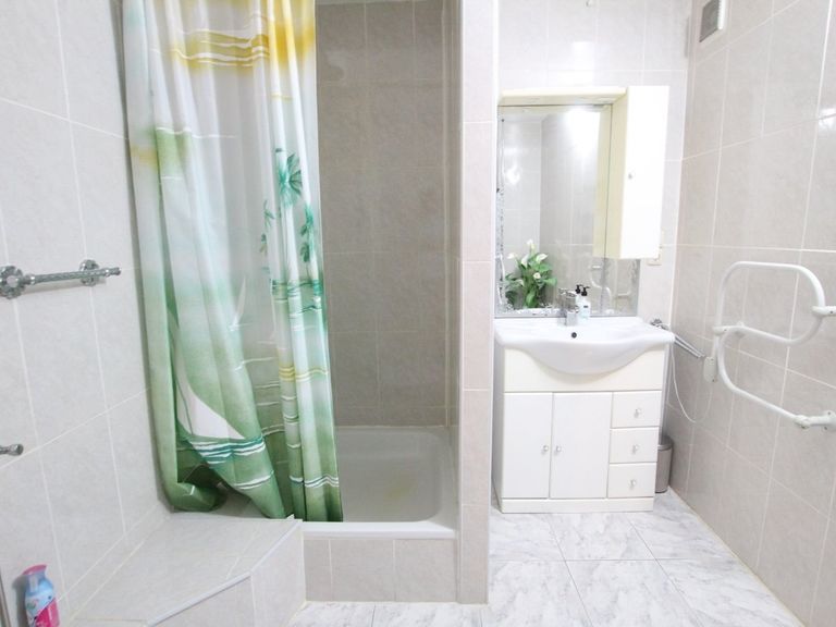 Property thumbnail 27