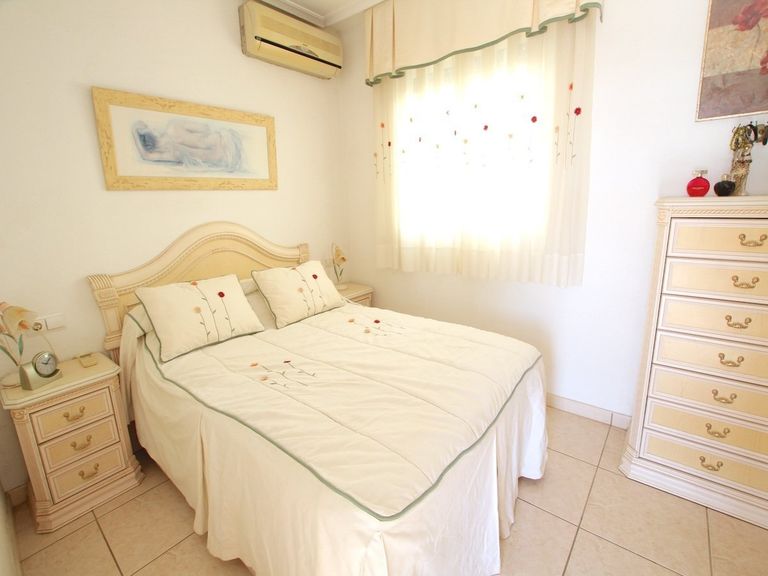 Property thumbnail 18