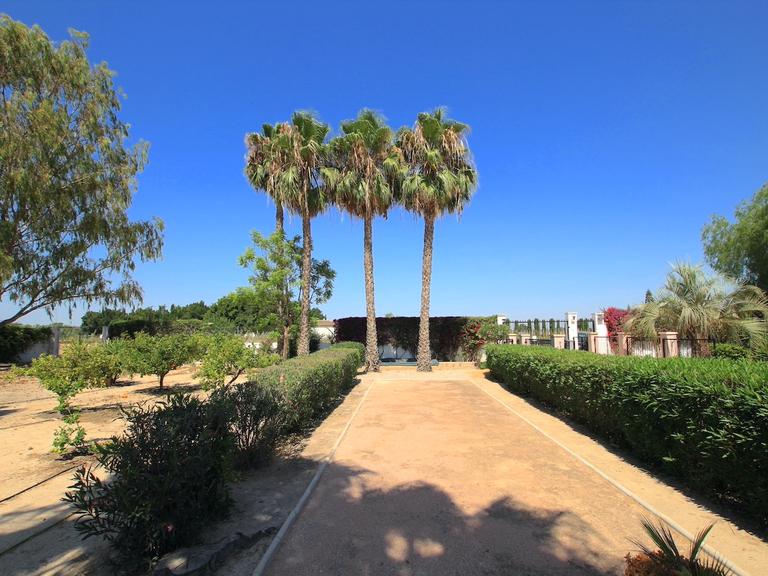 Property thumbnail 1