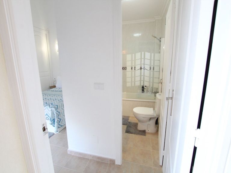 Property thumbnail 17