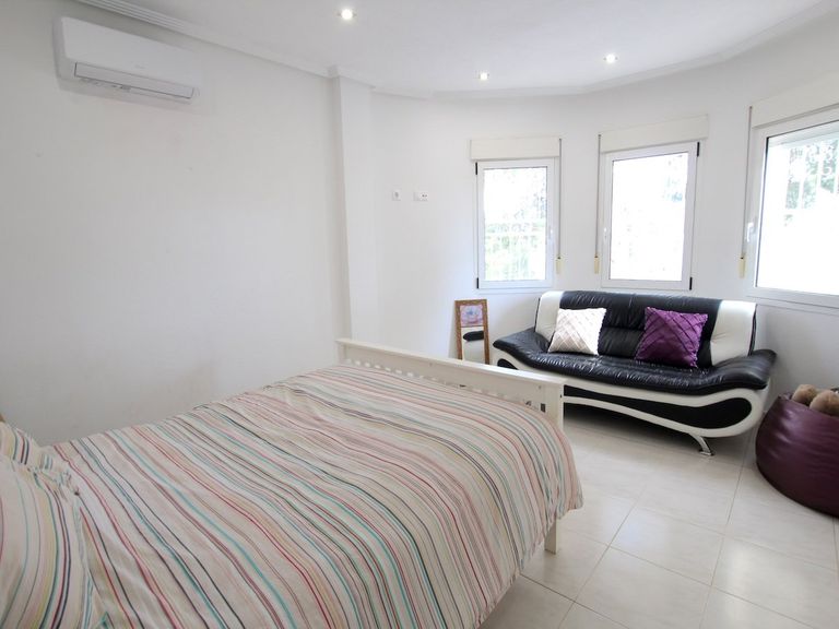 Property thumbnail 33
