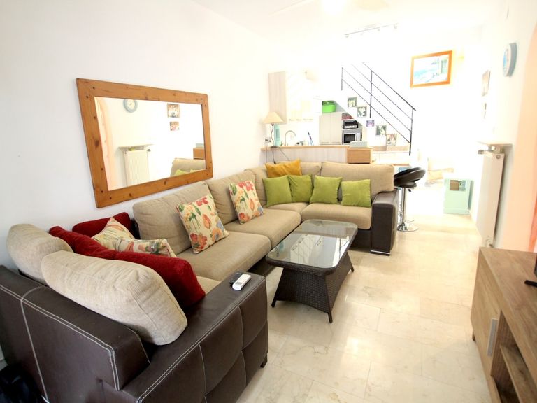 Property thumbnail 10