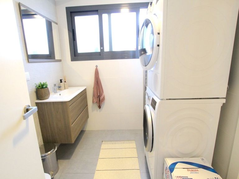 Property thumbnail 35