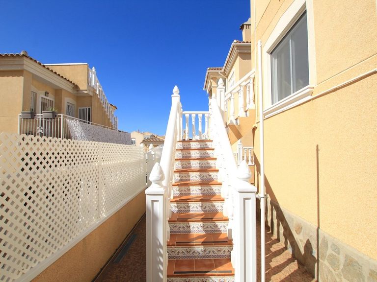 Property thumbnail 11