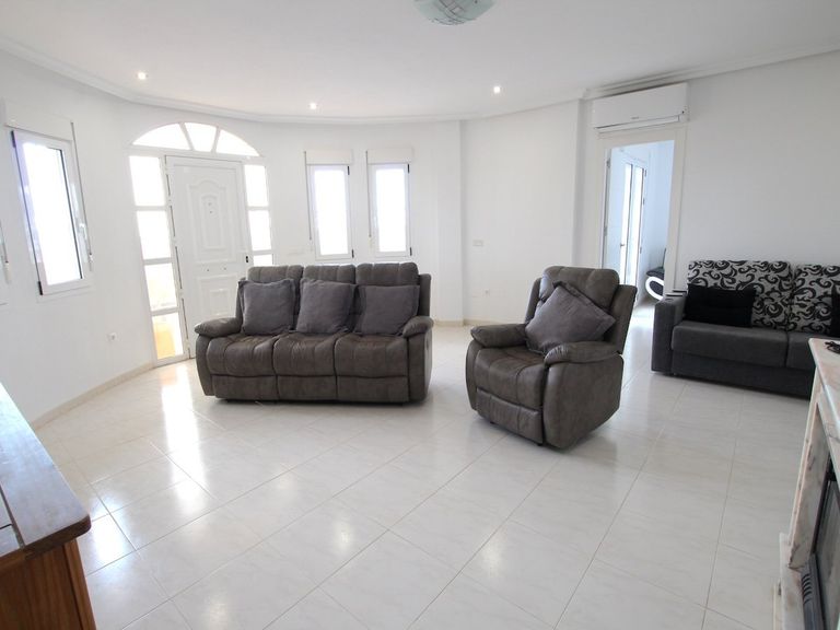 Property thumbnail 24