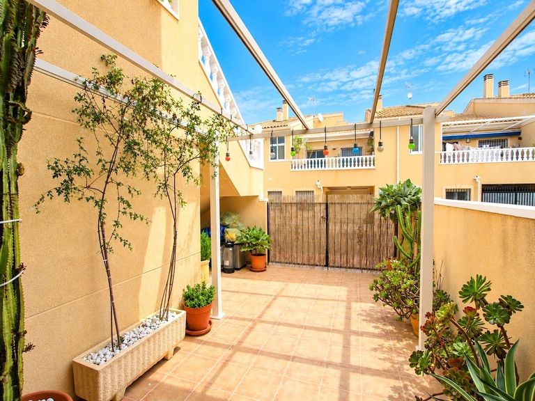 Property thumbnail 8
