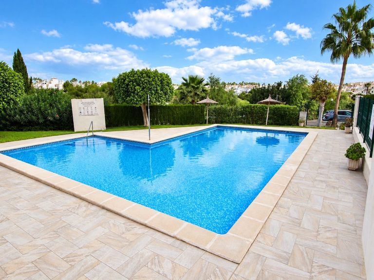 Property thumbnail 1