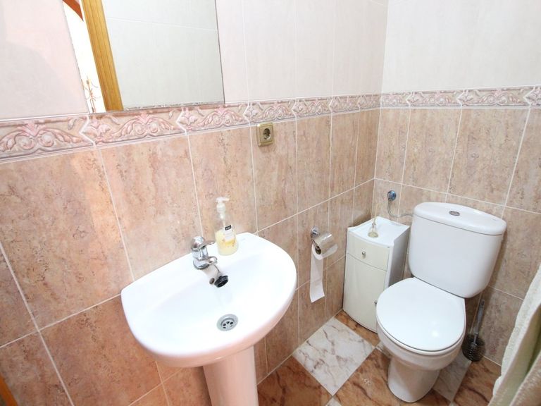 Property thumbnail 28