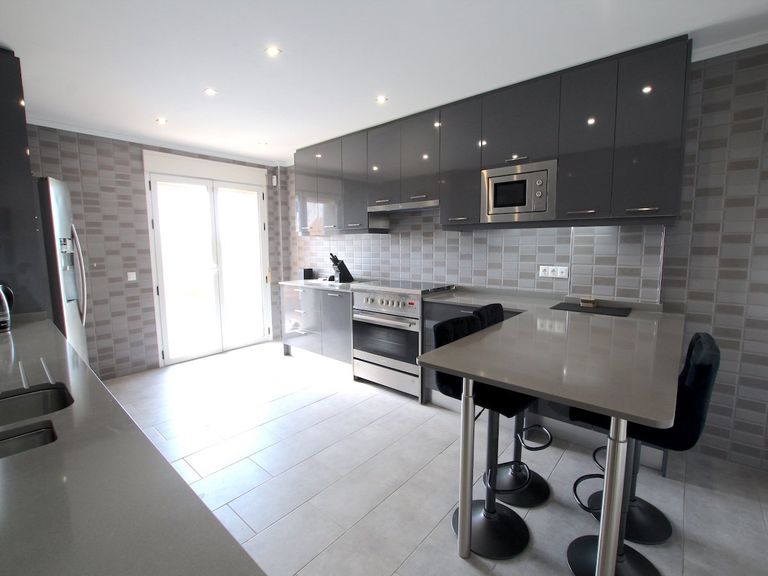 Property thumbnail 14