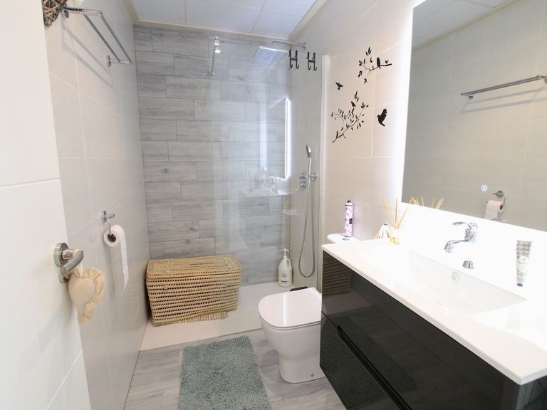 Property thumbnail 16