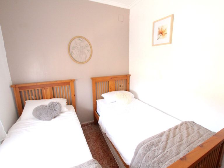 Property thumbnail 18