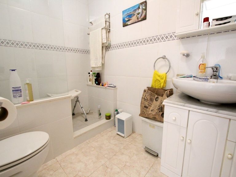 Property thumbnail 20