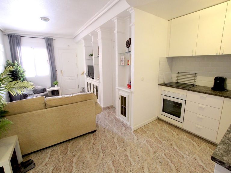 Property thumbnail 11