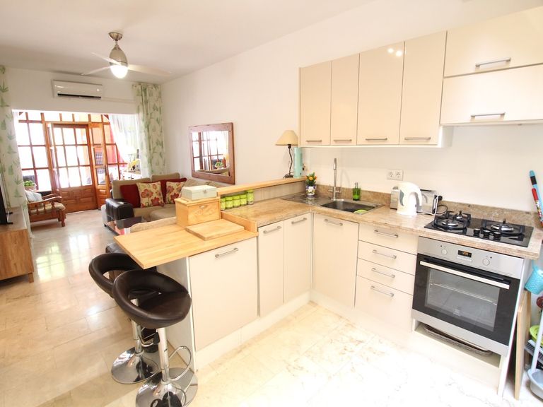 Property thumbnail 12