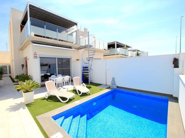 Property thumbnail 36
