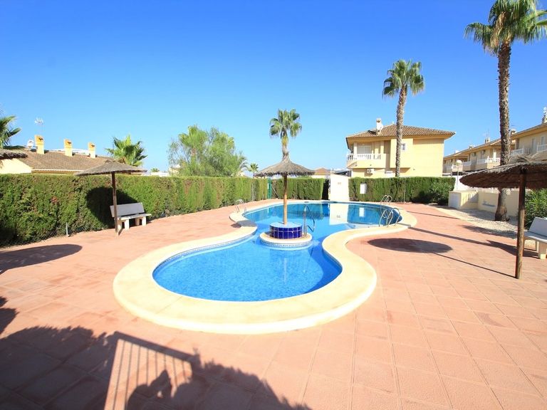 Property thumbnail 1