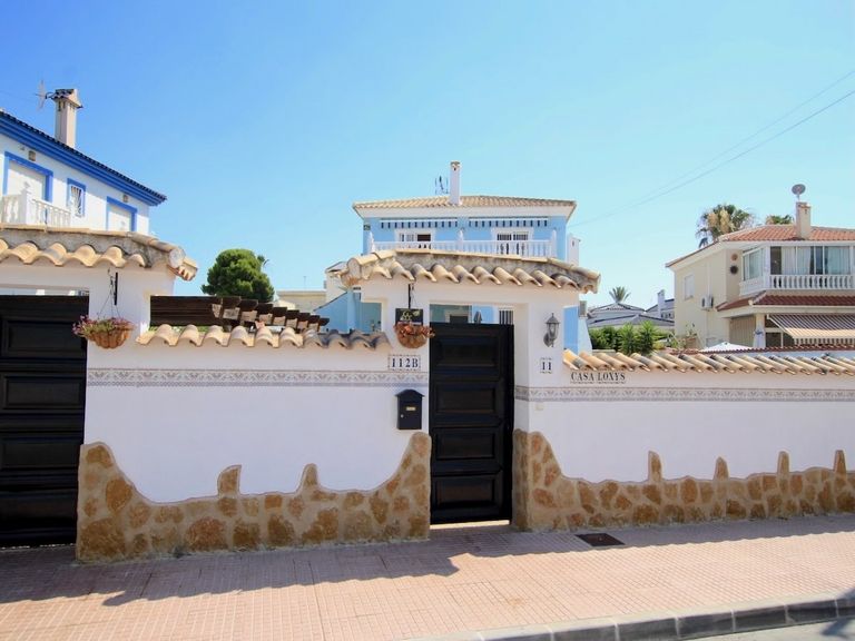 Property thumbnail 1