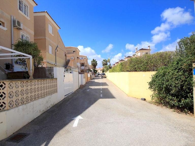 Property thumbnail 36