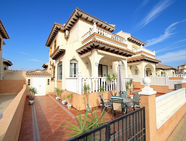 Property thumbnail 1