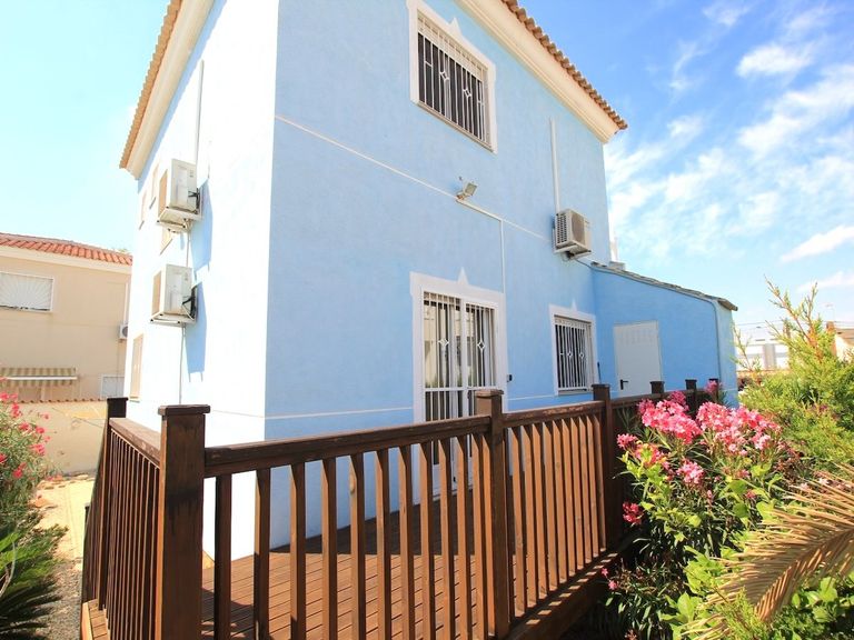 Property thumbnail 12