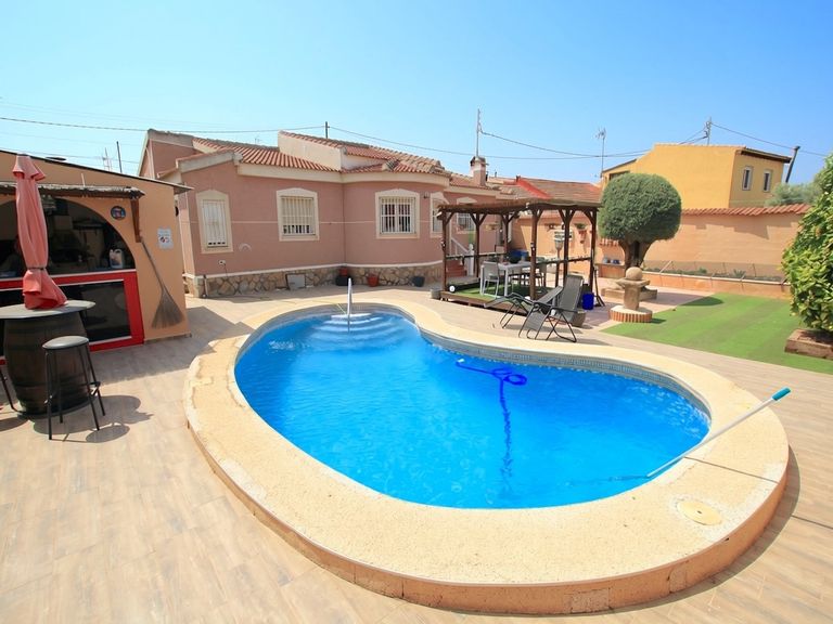 Property thumbnail 35