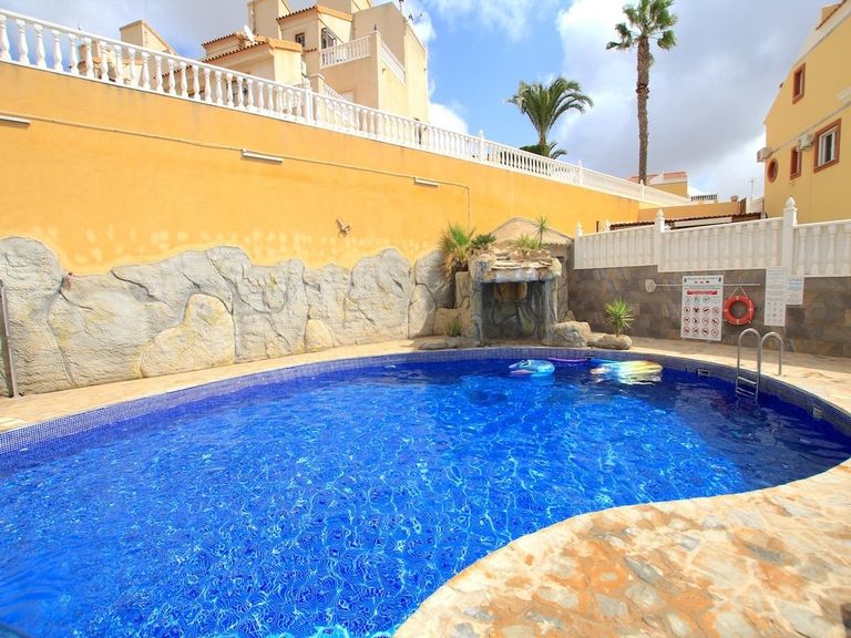 Property thumbnail 1