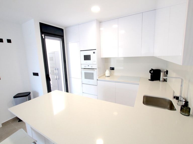 Property thumbnail 8