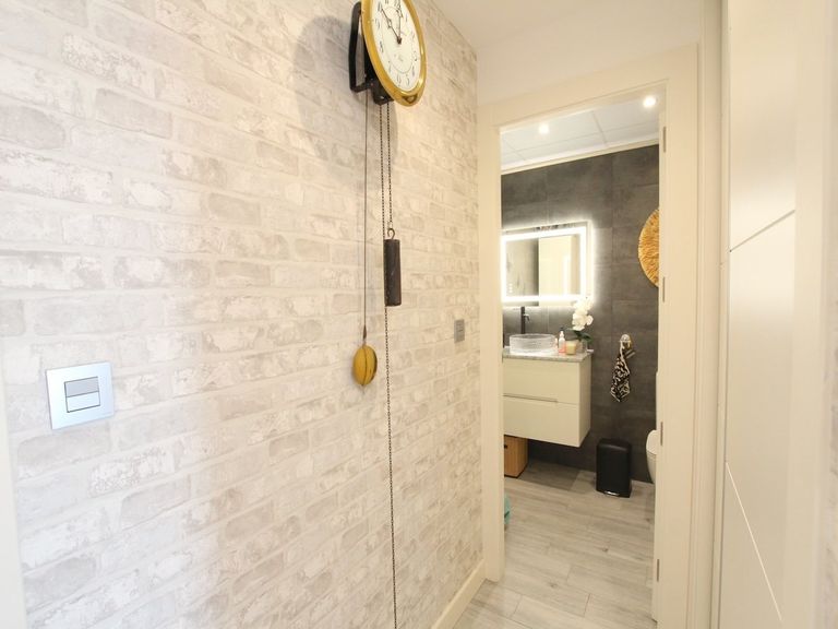 Property thumbnail 33