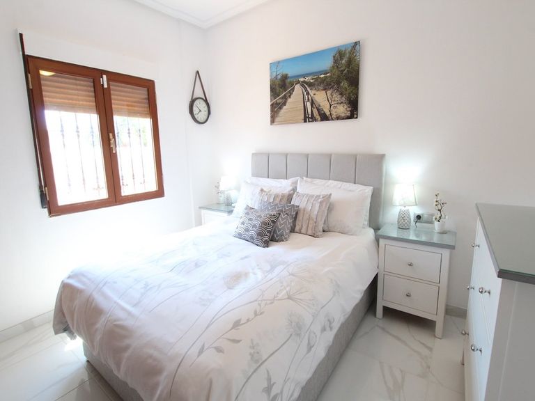 Property thumbnail 23
