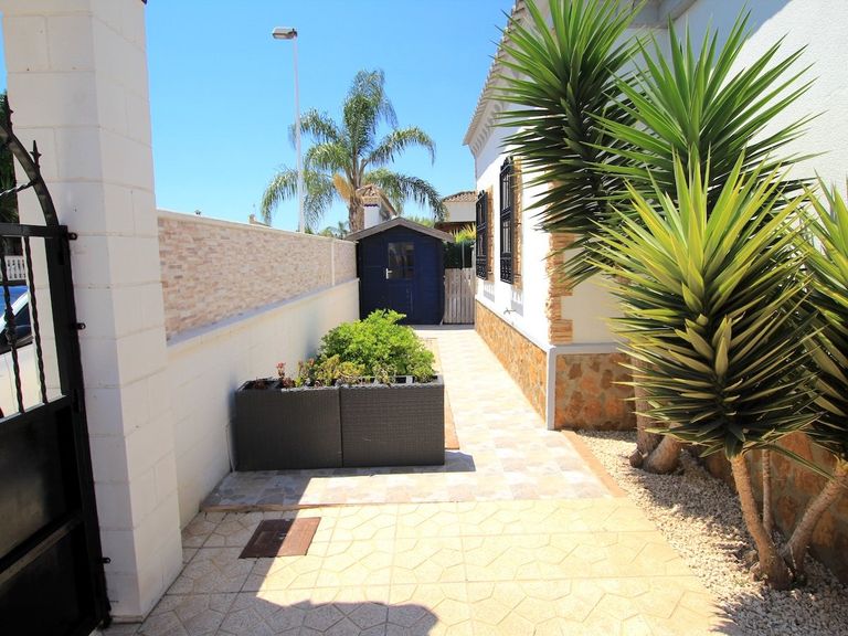Property thumbnail 6