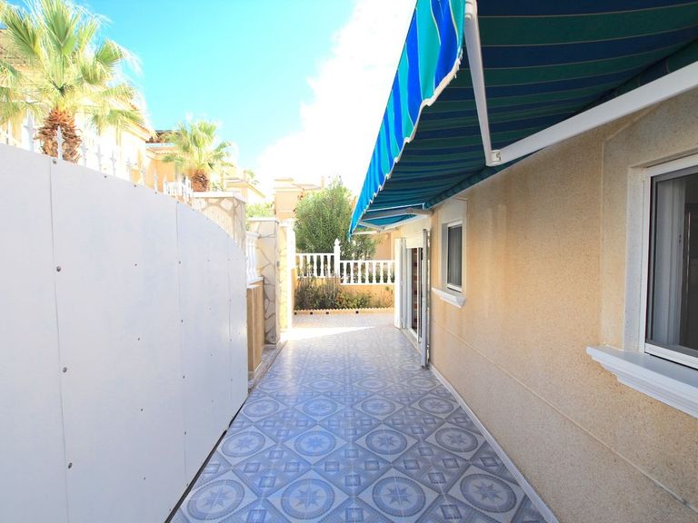 Property thumbnail 6
