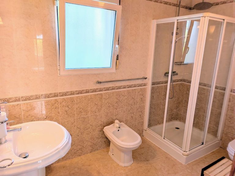 Property thumbnail 46