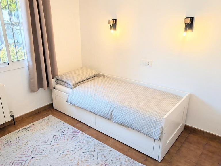 Property thumbnail 9