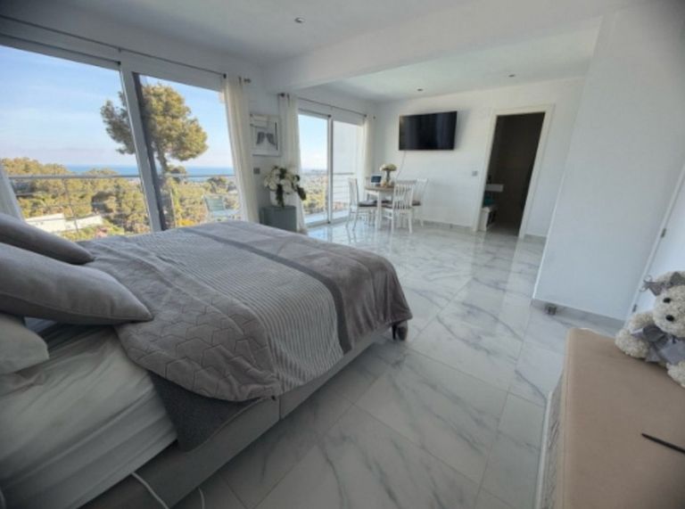 Property thumbnail 18
