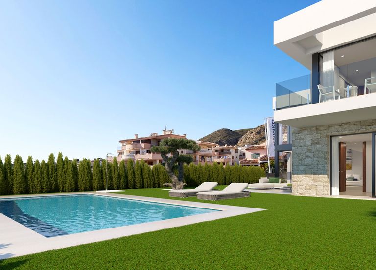Property thumbnail 2