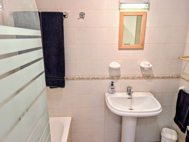Property thumbnail 10