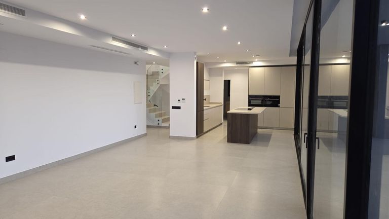 Property thumbnail 32