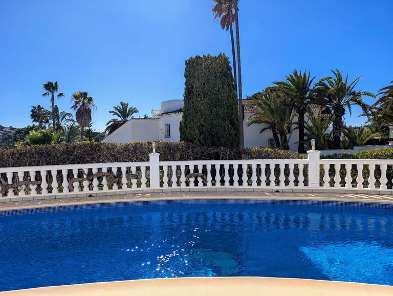 Property thumbnail 3