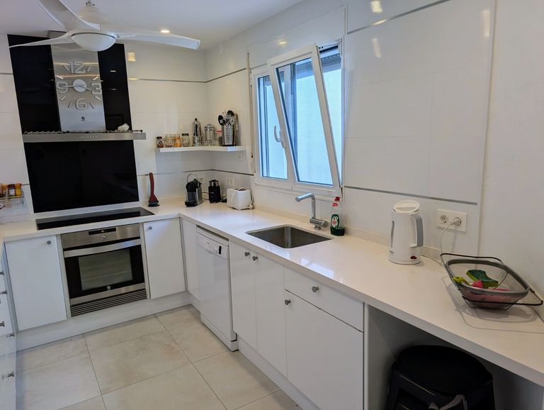 Property thumbnail 11