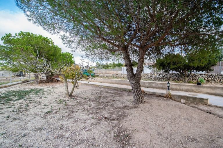 Property thumbnail 42