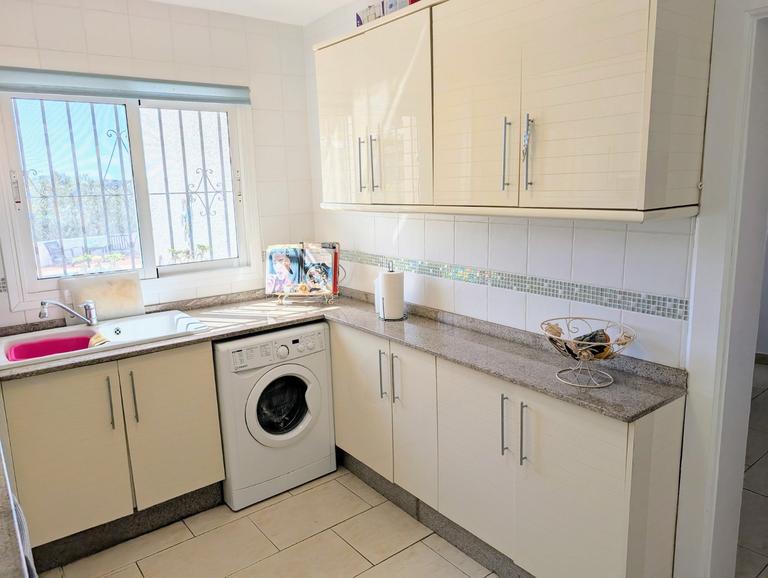 Property thumbnail 13