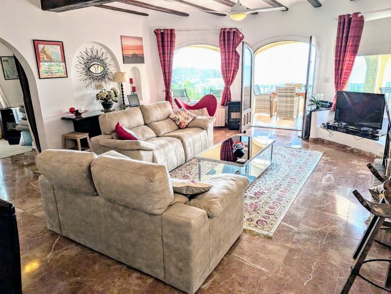 Property thumbnail 12