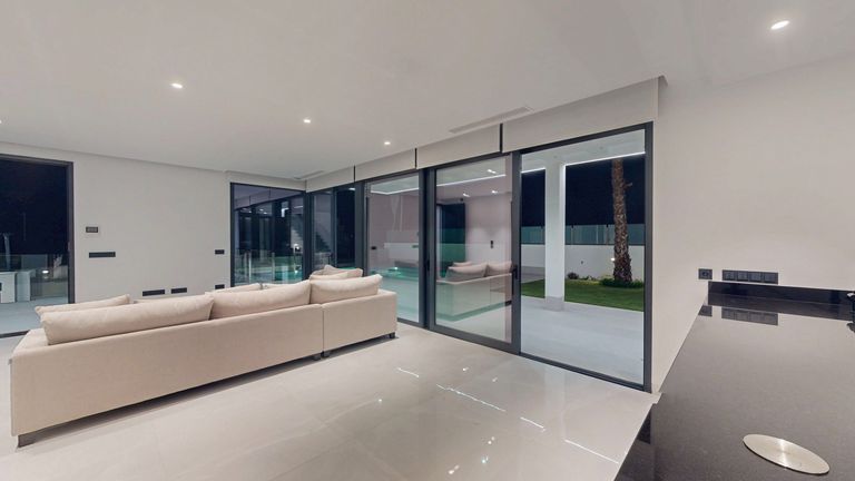 Property thumbnail 4